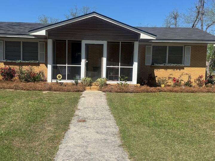 Property Photo:  119 Grace Ave  GA 31750 
