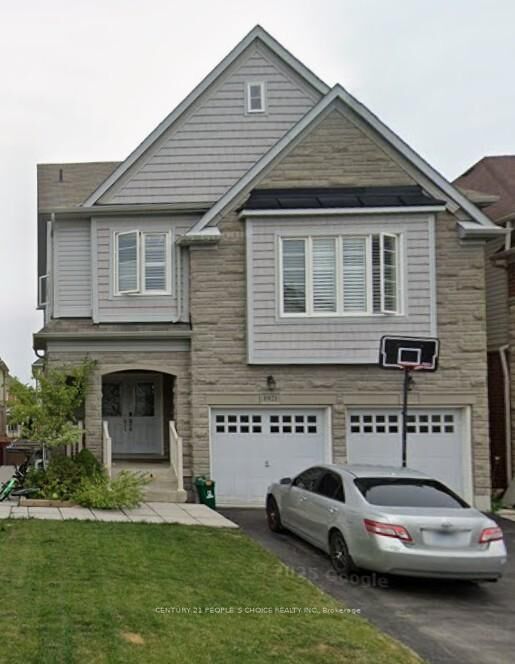 Property Photo: 1921 Cocklin Crescent ON L1K 0T6