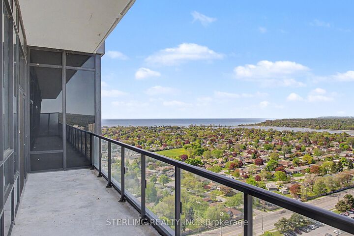 Property Photo: 1455 Celebration Drive 2803 ON L1W 0C3