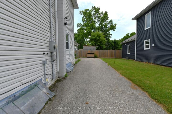 Property Photo: 10 Meda Street ON N5P 1W5