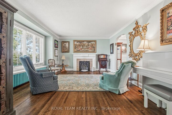 107 Esgore Drive — photo 1