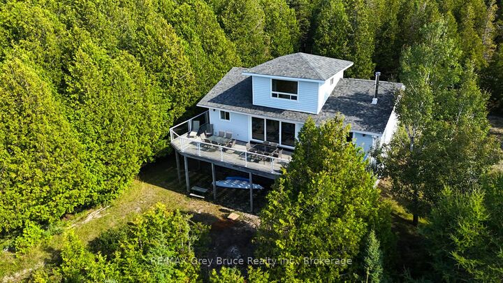 Property Photo: 952 Dorcas Bay Road ON N0H 2R0