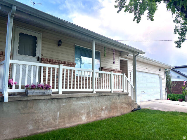 Property Photo:  5592 S 5500 W  UT 84315 