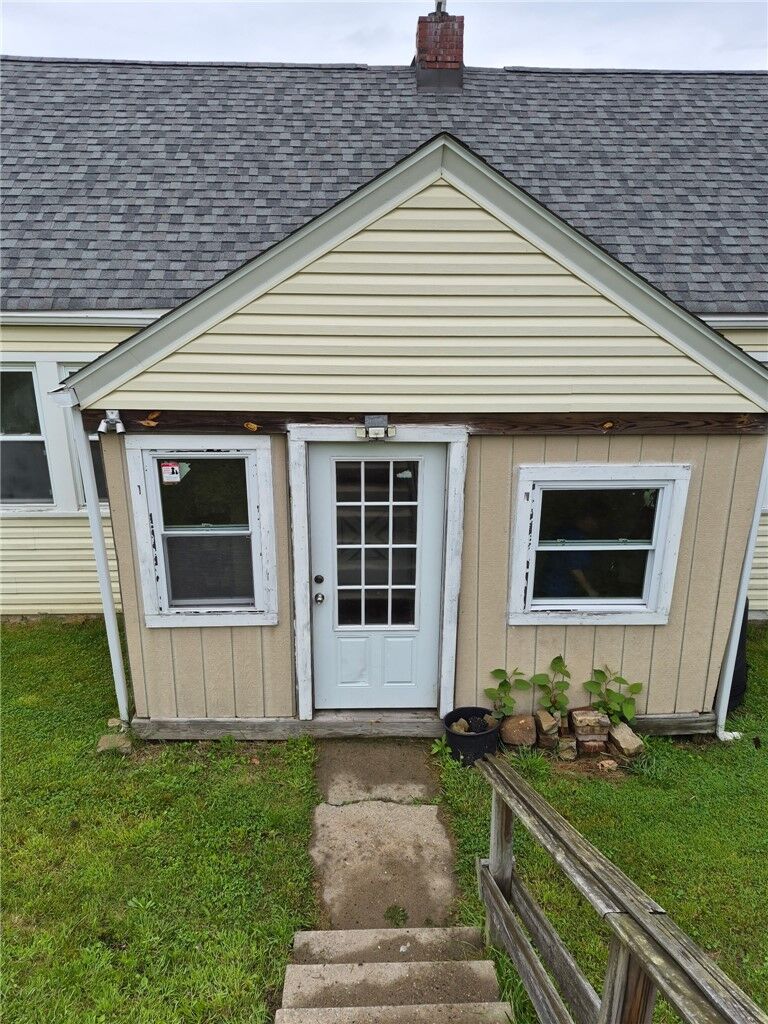 Property Photo:  1513 Fernhurst  PA 15108 