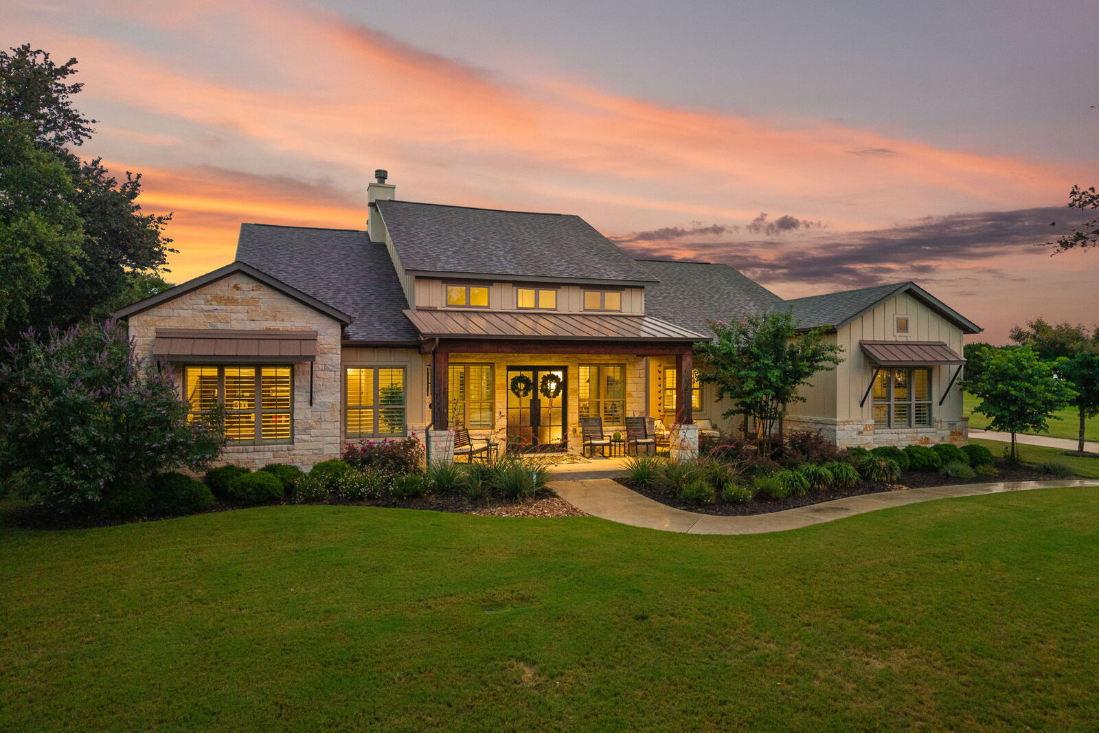 Property Photo:  113 Idle Spur  TX 78642 