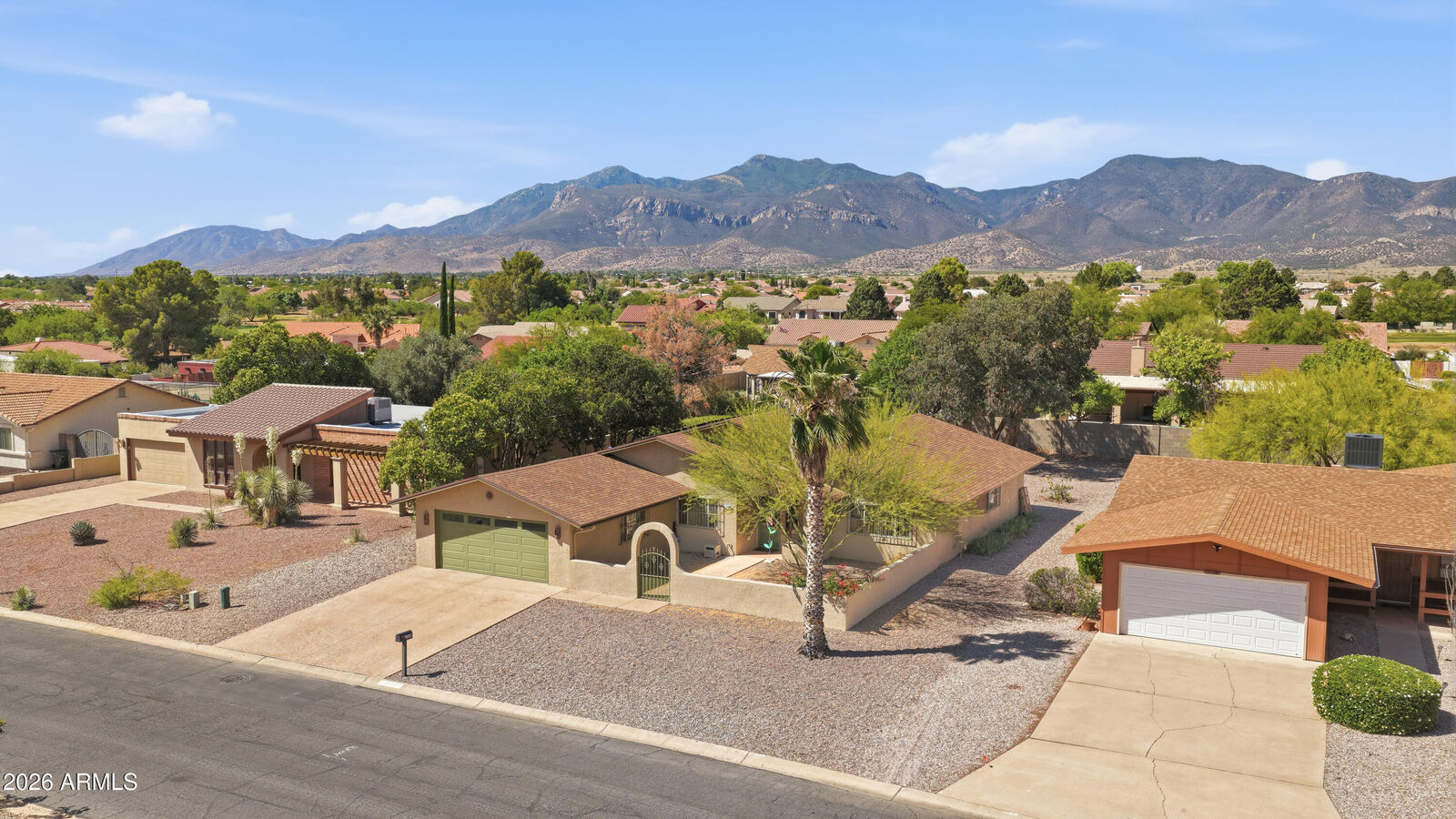 Property Photo: 2566 Inverrary Drive AZ 85650
