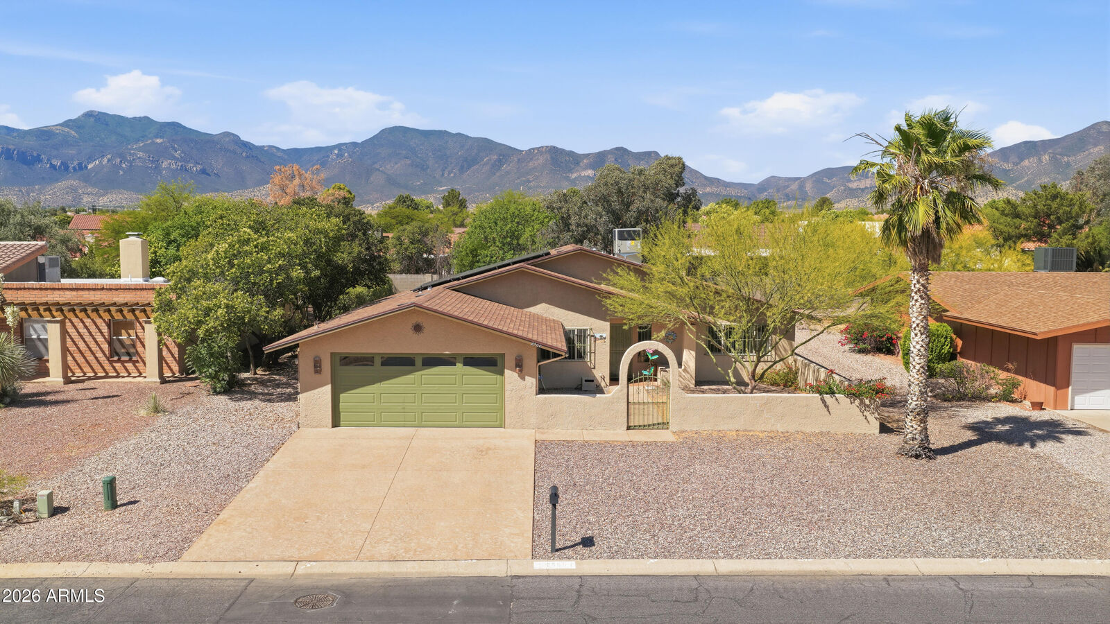 Property Photo:  2566 Inverrary Drive  AZ 85650 