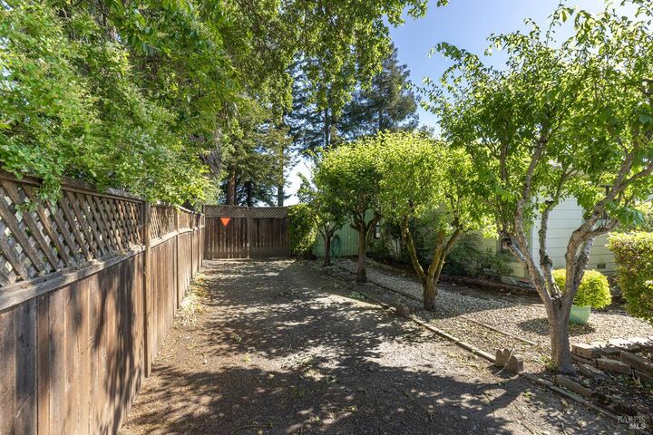 Property Photo:  2236 W Hearn Avenue  CA 95407 