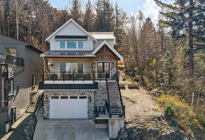 Property Photo: 45406 Vedder Mountain Road 1 BC V2R 4C3