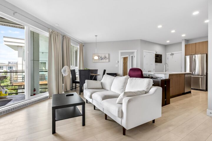 Property Photo: 4690 Hawk Lane 414 BC V4M 0C4