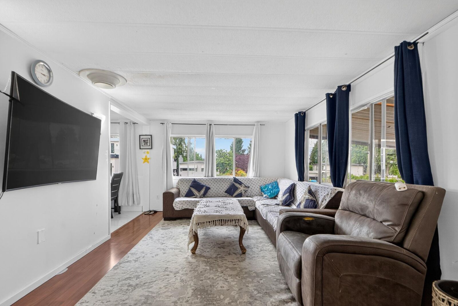 Property Photo: 31522 Monarch Court 1 BC V2T 6M5