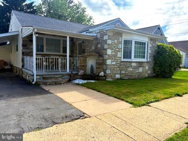 Property Photo:  712 Benson Street  PA 19111 