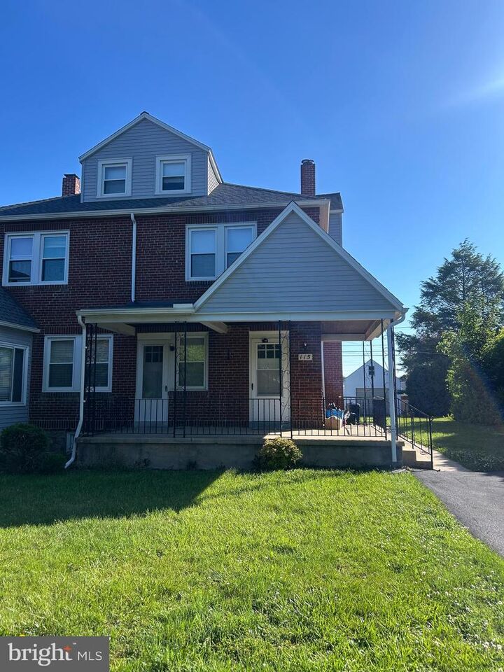 Property Photo:  115 Diamond Street  PA 19607 