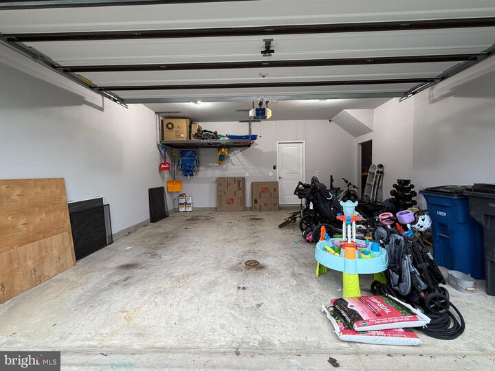 Property Photo: 8120 Bock Farm Place VA 22306