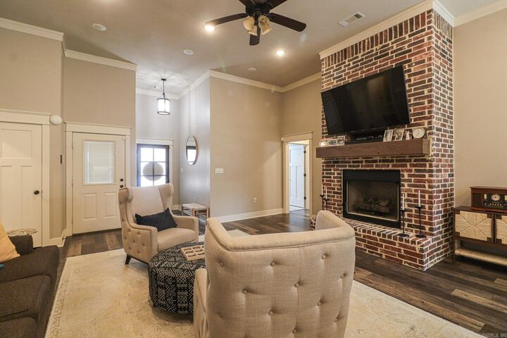 Property Photo: 5615 Creekview Drive AR 72404