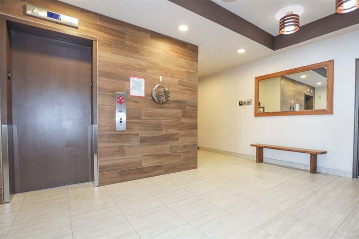 Property Photo:  3271 Pembina Highway  MB R3V 1T7 