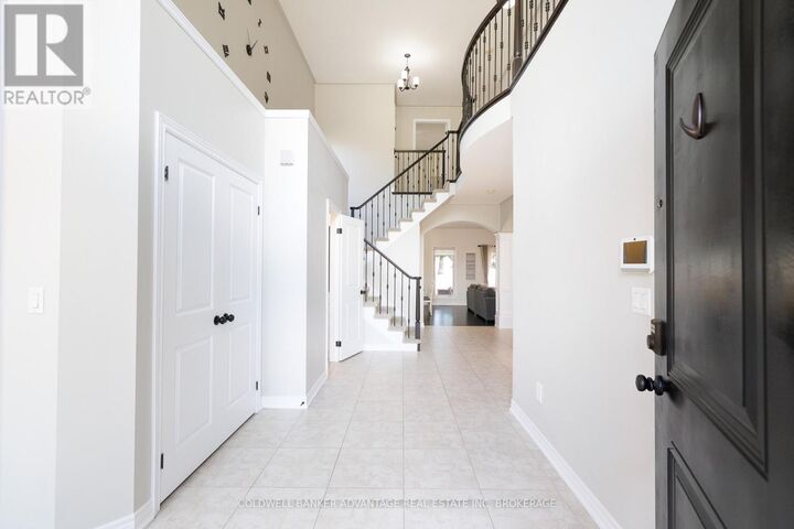 Property Photo:  395 Michael Drive  ON L3C 0A5 