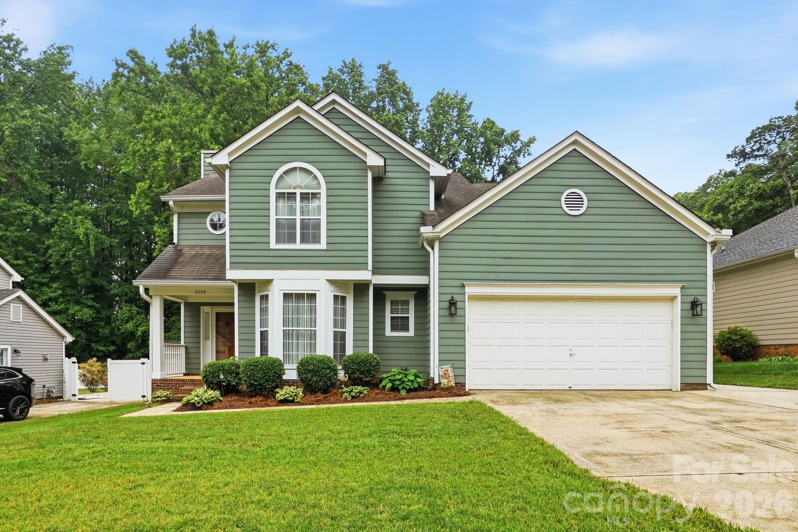 Property Photo:  6000 Carriage Oaks Drive  NC 28262 