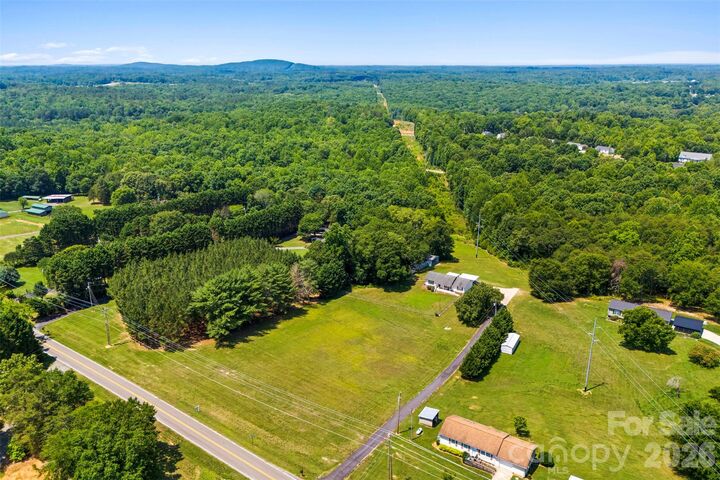 Property Photo:  1249 Hardin Road  NC 28034 