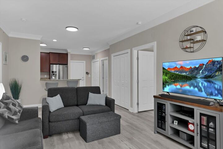 Property Photo:  960 Perry Street  OH 43215 
