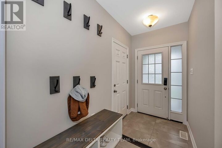 Property Photo: 266 Brassy Minnow Crescent ON K2J 6J9
