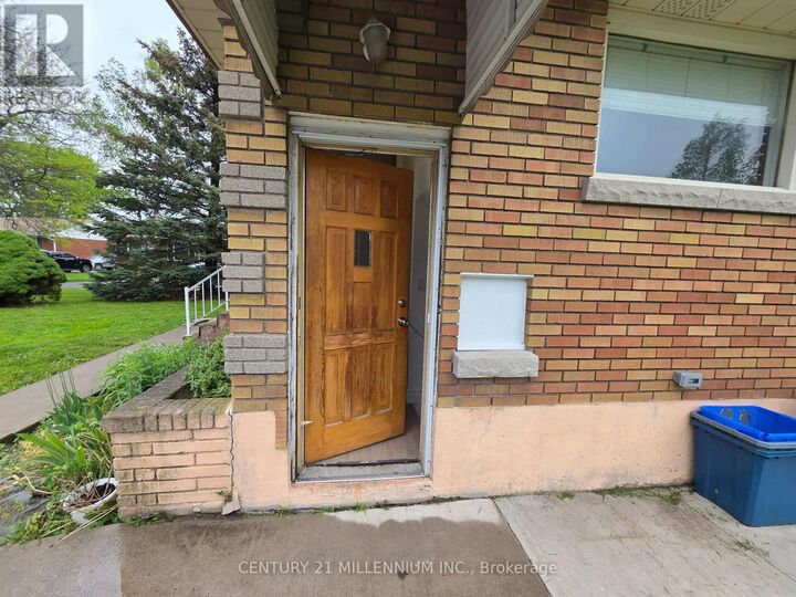 Property Photo: 32 Stewart Avenue Bsmt ON L2V 2W7
