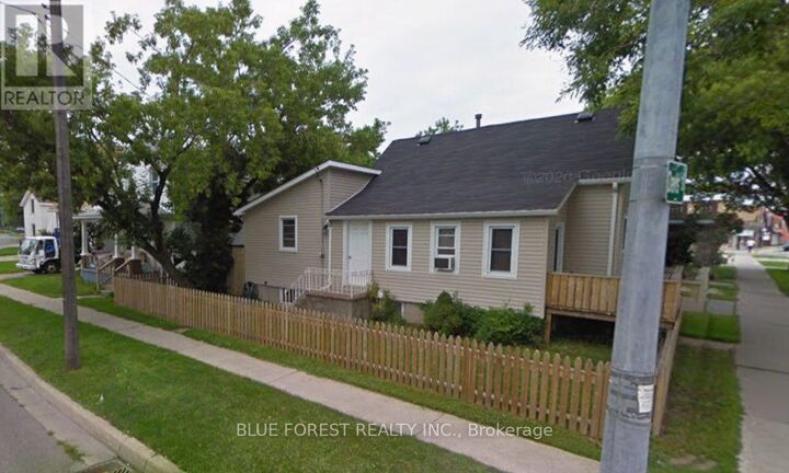 Property Photo:  175 Davis Street  ON N7T 1A5 
