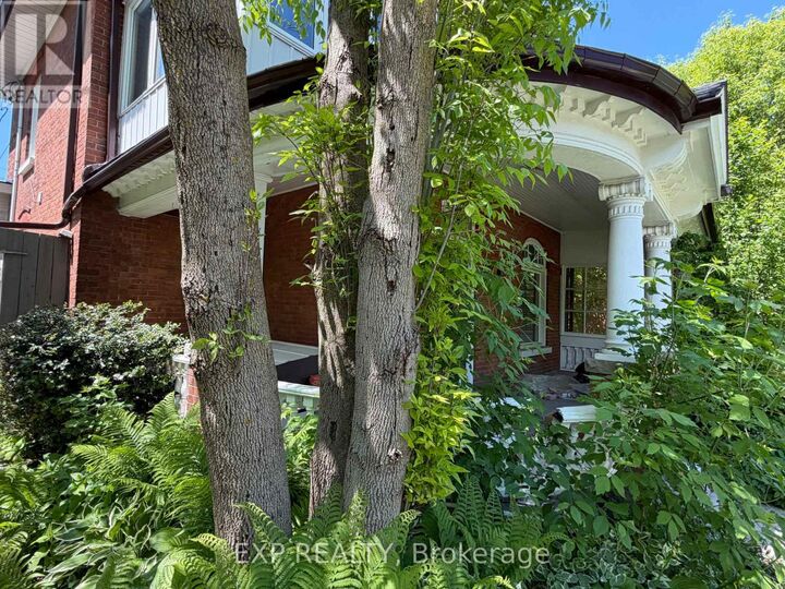 Property Photo:  22 First Street Upper  ON L9W 2C7 