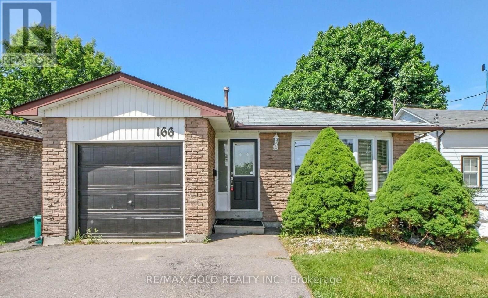 Property Photo:  166 Harmony Road  ON L1H 6T5 