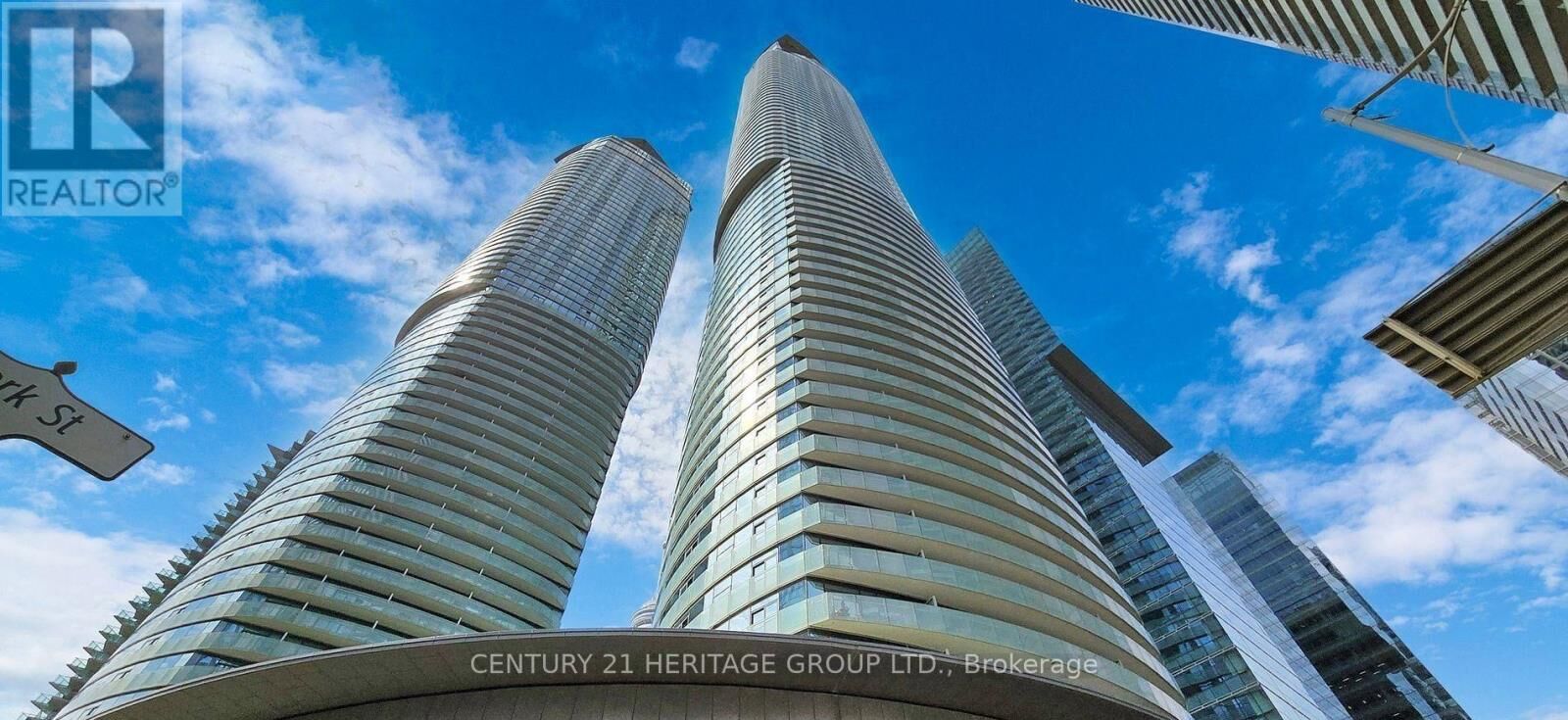 Property Photo:  12 York Street 5202  ON M5J 0A9 