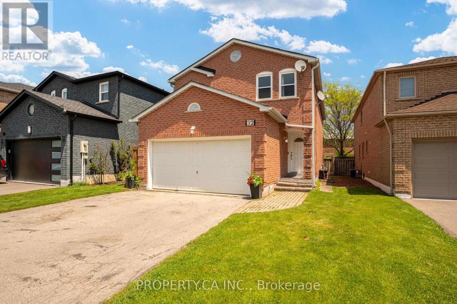 Property Photo: 32 McKinnon Avenue ON L7G 5H5