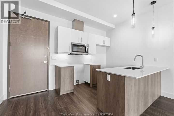 Property Photo:  595 Lilymac 106  ON N6E 3N7 
