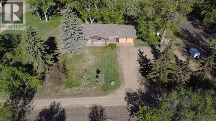 Property Photo:  31 Larch Avenue  AB T0J 0Y1 