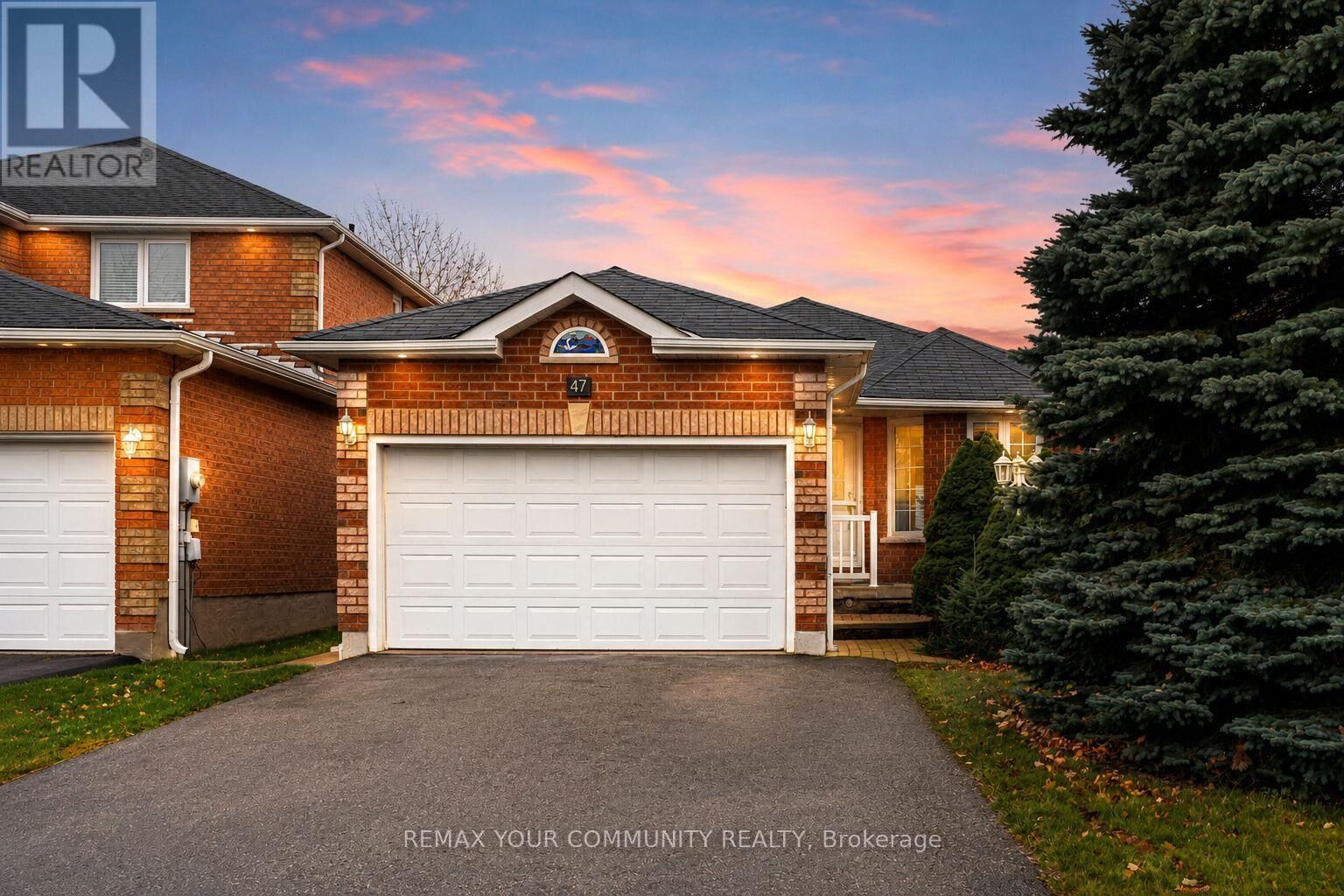 Property Photo: 47 McVeigh Drive ON L4N 7E4