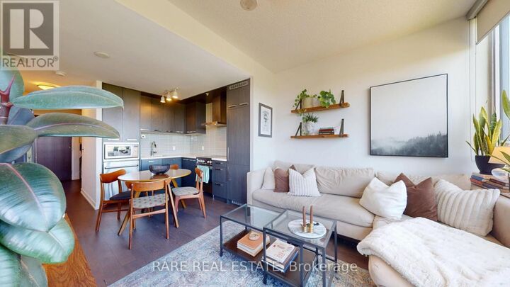 Property Photo:  120 Bayview Avenue N516  ON M5A 0G4 