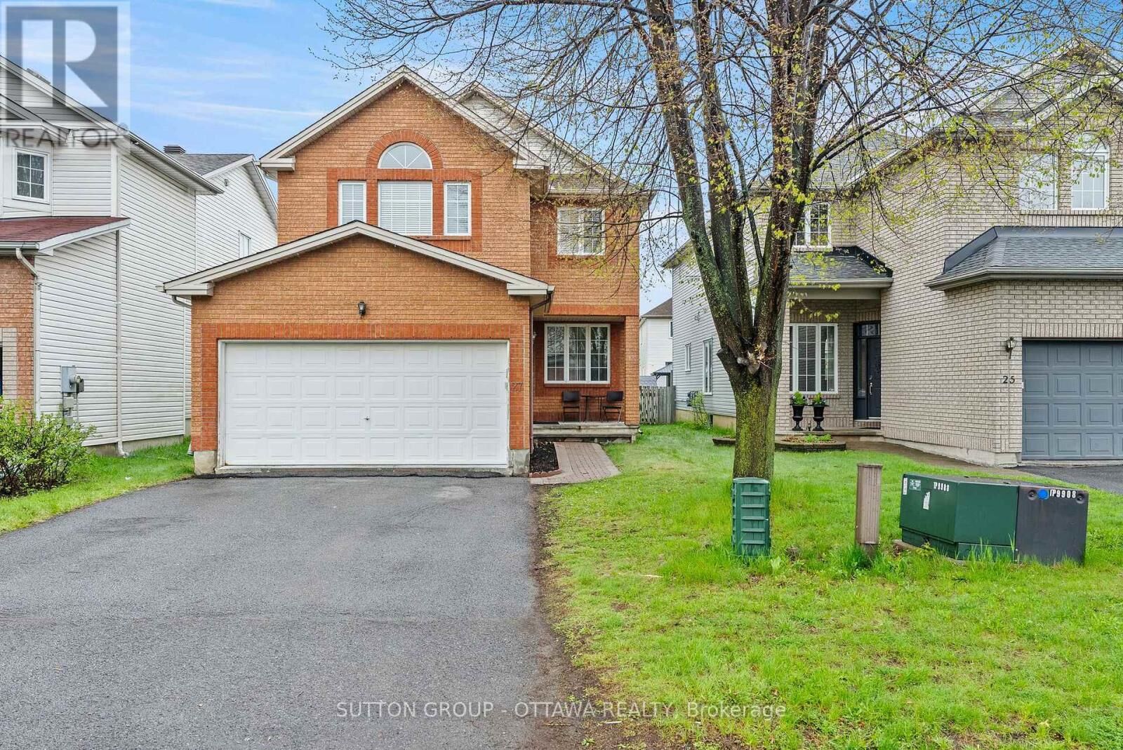 Property Photo:  27 Nairn Street  ON K2V 1B6 