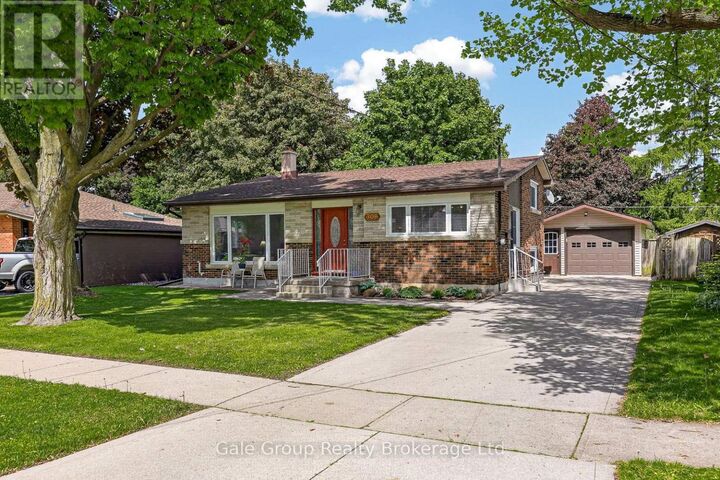 Property Photo:  308 Willowgrove Crescent  ON N4S 7N4 