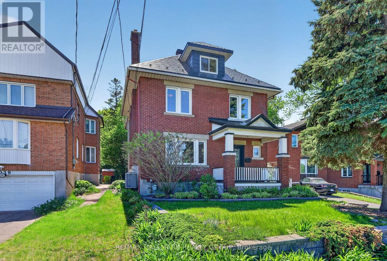 Property Photo:  2043 Riverside Drive  ON K1H 7X1 