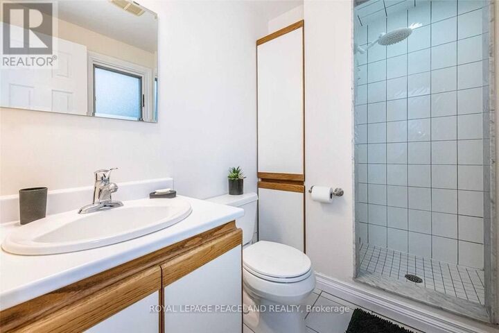 Property Photo: 4239 White Spruce Court 2 ON L5C 3X5
