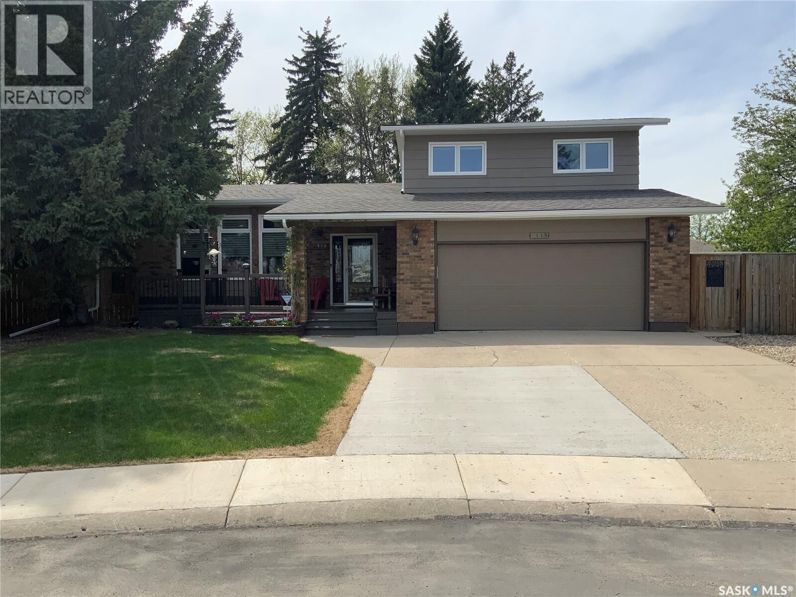 Property Photo: 115 La Loche Court SK S7K 4R8