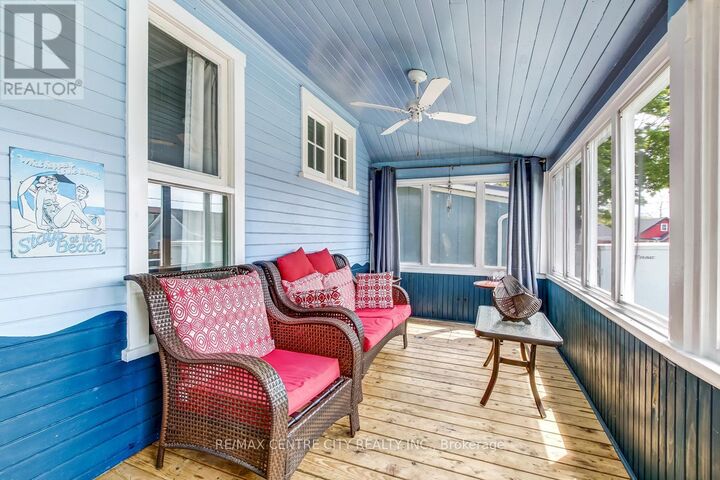 Property Photo:  347 First Street  ON N5L 1E3 