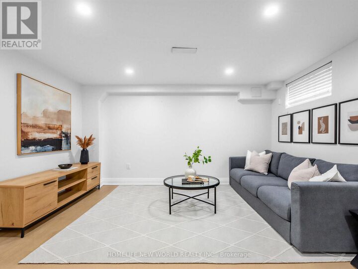 Property Photo:  1045 Pharmacy Avenue  ON M1R 2G8 