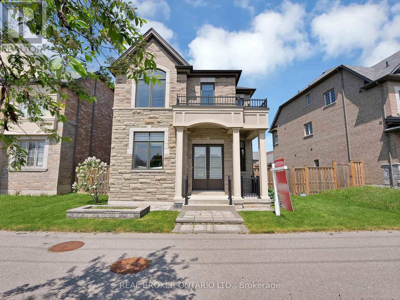 Property Photo:  19 Berryman Lane  ON L6B 1M6 