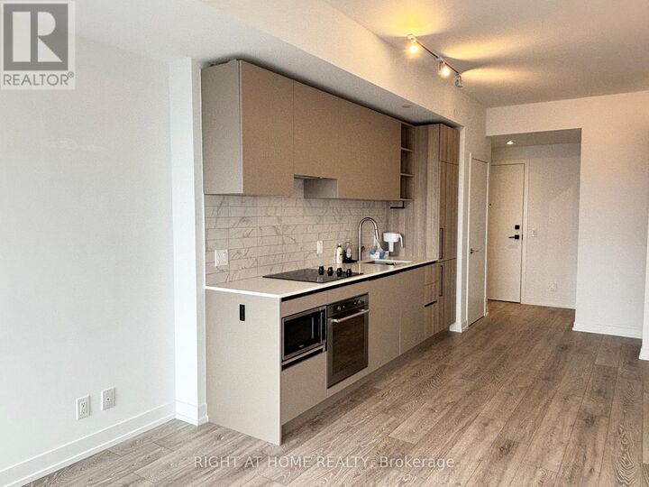Property Photo:  55 Mercer Street 3701  ON M5V 0W4 