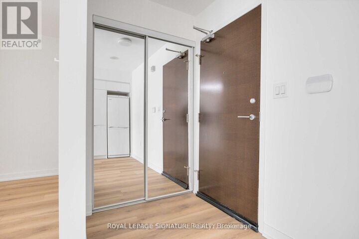 Property Photo: 21 Iceboat Terrace 1603 ON M5V 4A9
