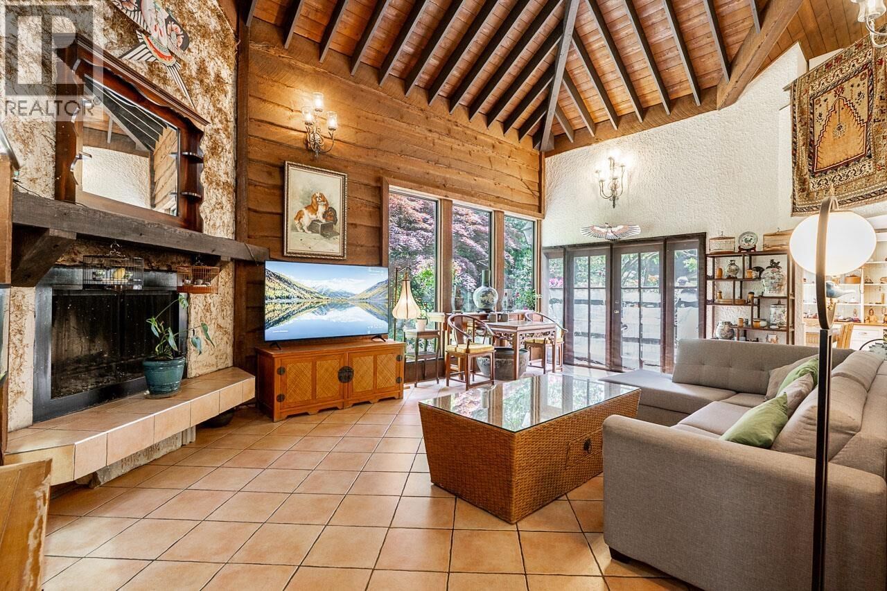 Property Photo:  4346 Capilano Road  BC V7R 4J7 