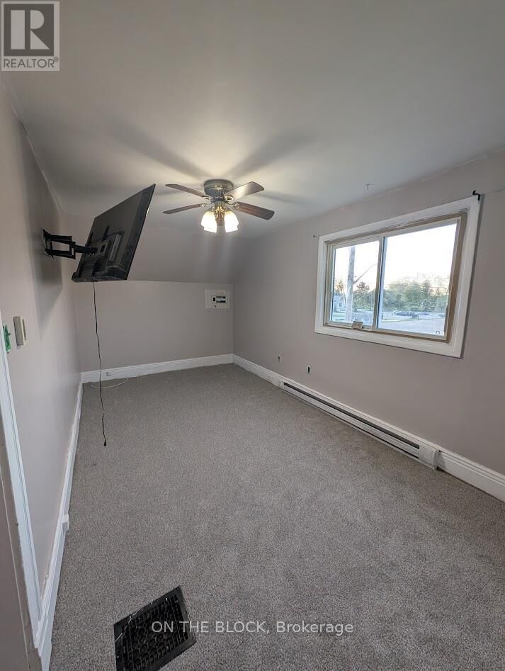 Property Photo:  5B South Edgeware Road  ON N5P 2G8 