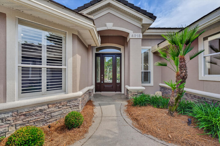 Property Photo:  4318 Carriage Lane  FL 32541 
