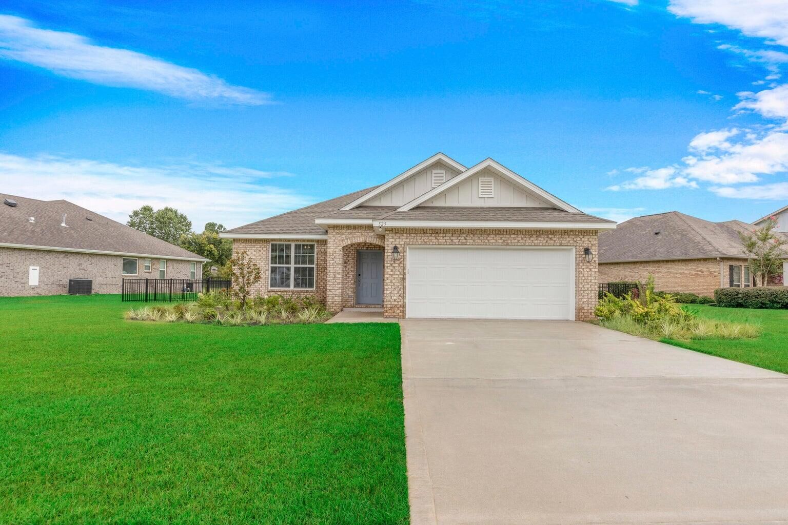Property Photo:  525 Windchime Way  FL 32439 