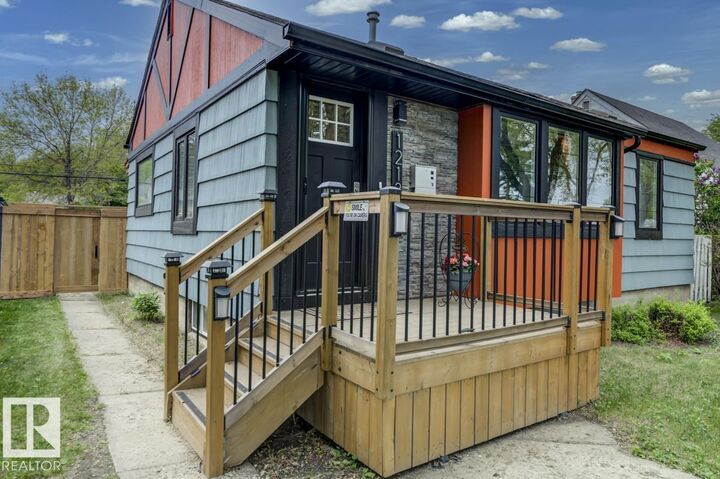 Property Photo:  12134 58 Street NW  AB T5W 3X4 